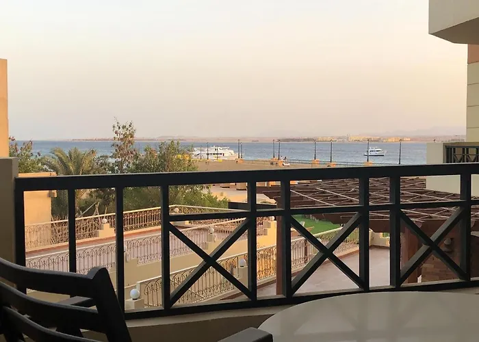 Viva Andalouse Luxury Family Suite, Private & Pool, No Orfi * Hurghada