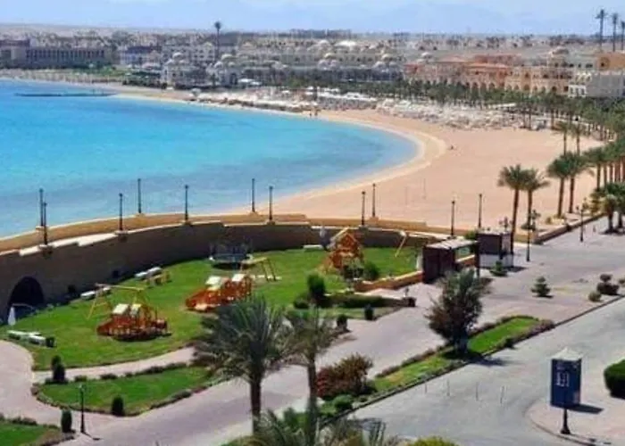 Viva Andalouse Luxury Family Suite, Private & Pool, No Orfi * Hurghada