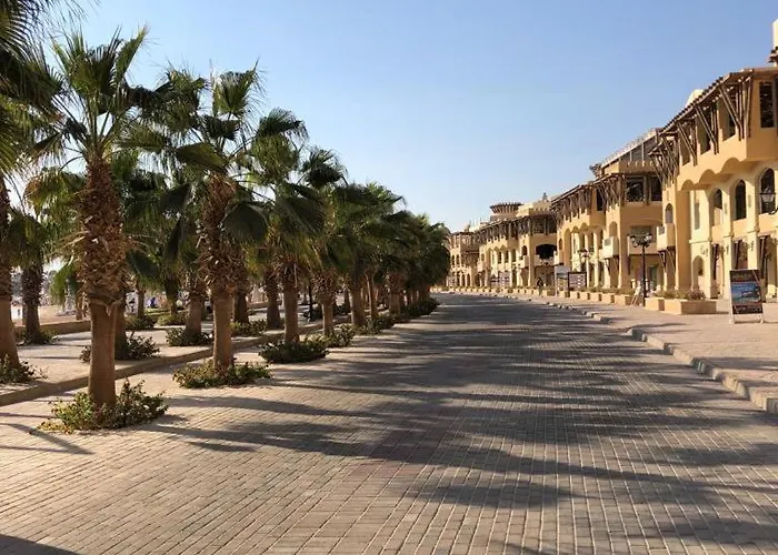Viva Andalouse Luxury Family Suite, Private & Pool, No Orfi Apartment Hurghada